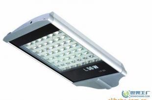 LED路燈 CE認證直板型大功率56W高亮CREE LED路燈解析