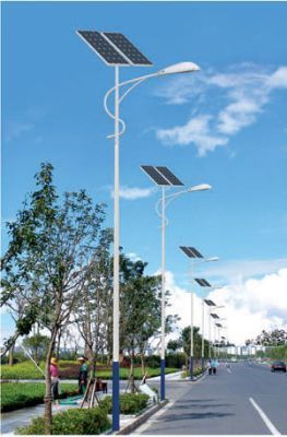 通化市太陽(yáng)能LED路燈規(guī)格——品耀光電科技(北京)LED路燈